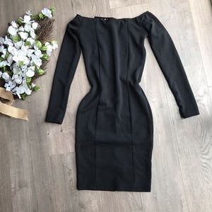 Women’s long sleeve off shoulder Black dress NWT